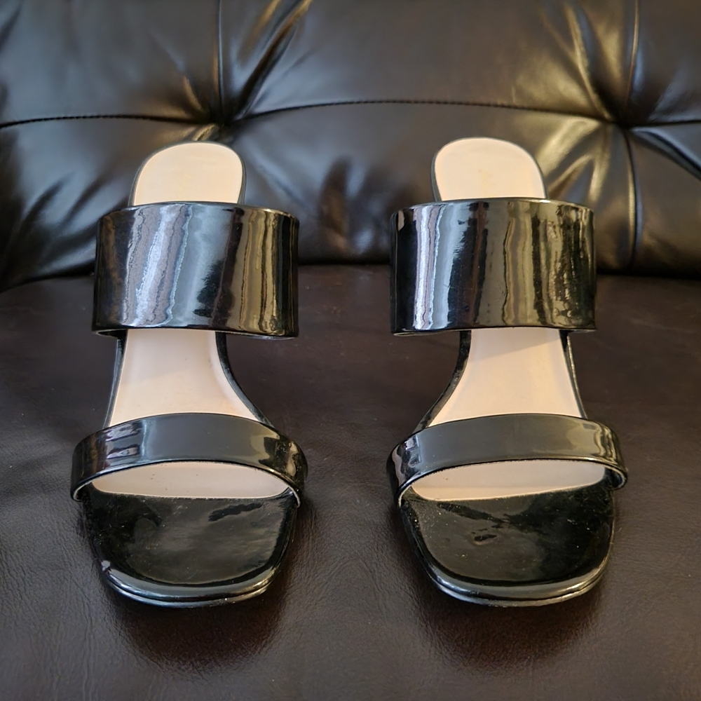 Black patent slides